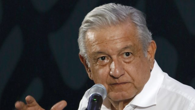 No quiero excusas sobre desabasto de medicamentos: regaña AMLO a funcionarios de Salud