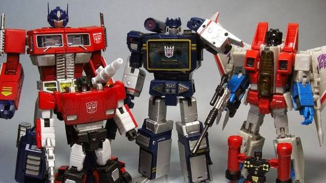 Muere Henry Orenstein, creador de los juguetes ‘Transformers’ y campeón de póquer