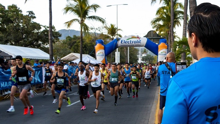 Supera expectativas Décimo Medio Maratón y XX Carrera Recreativa.